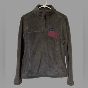 Patagonia fleece pull over medium